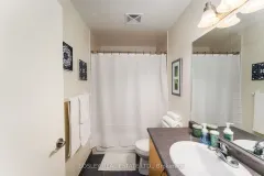 1913-60-heintzman-street-toronto-W8401364-17-p