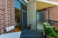 1913-60-heintzman-street-toronto-W8401364-21-p