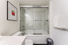 2009-8-rean-drive-west-toronto-C8385144-18-p