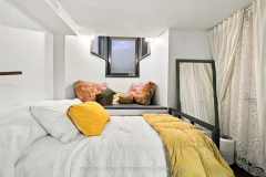 33a-henry-street-toronto-C13813136-39-p