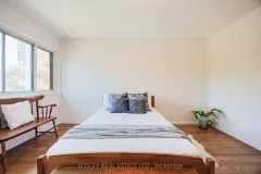 60-4345-bloor-street-toronto-W12297352-21-p